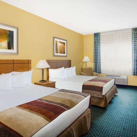 Baymont By Wyndham Helena Hotel Екстериор снимка