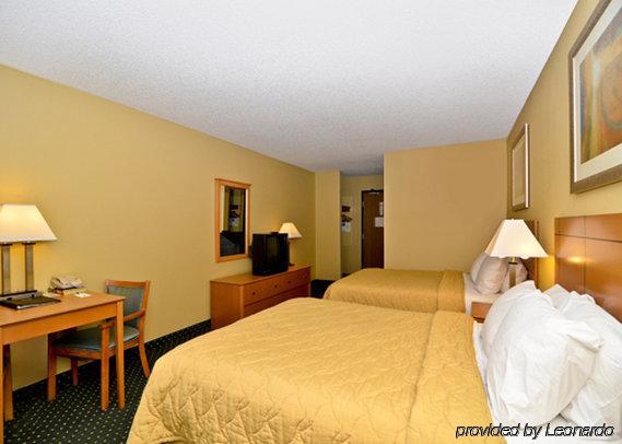 Baymont By Wyndham Helena Hotel Стая снимка